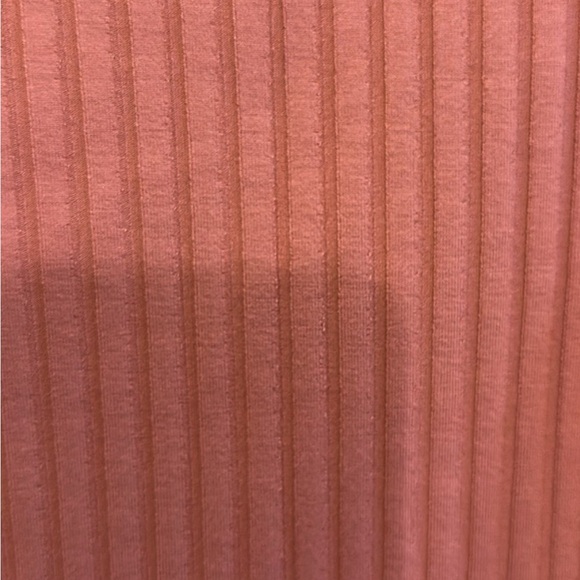 Tahari Ribbed Top - Picture 3 of 3